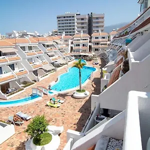 Le Petit Paradis Apartment